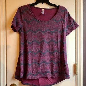 Comfortable top Lularoe